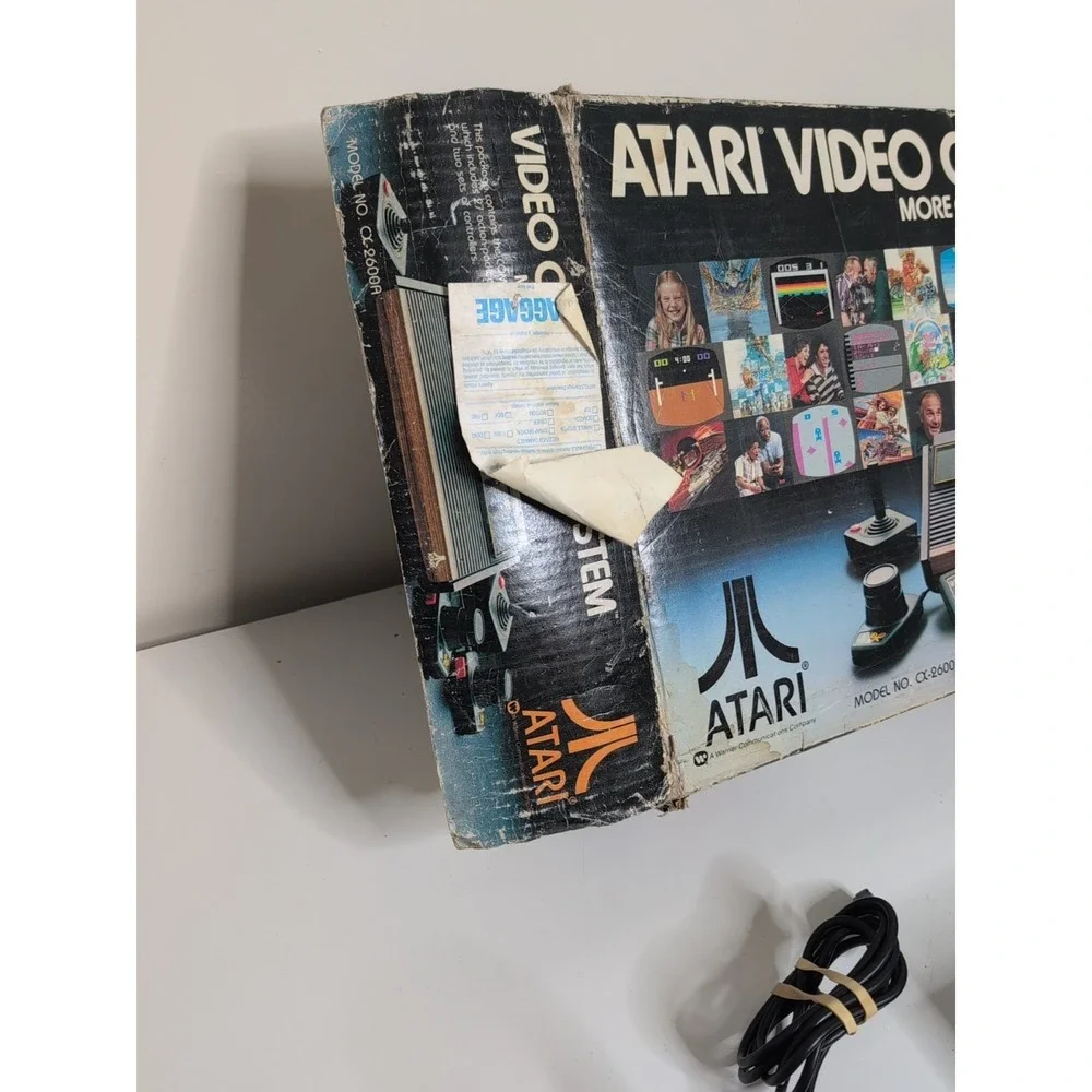 Vtg Atari Video Computer System CX-2600A w/ Box Paddles Joystick 1980 For Parts